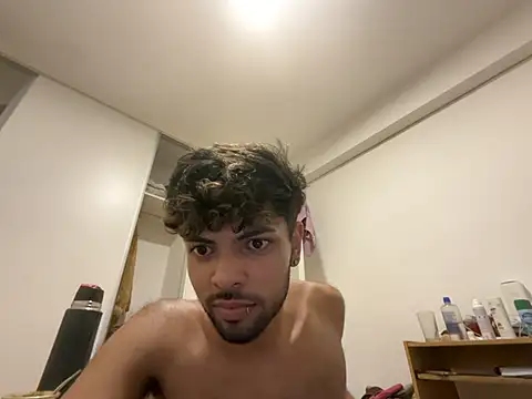 Aremiz99 live sex cam