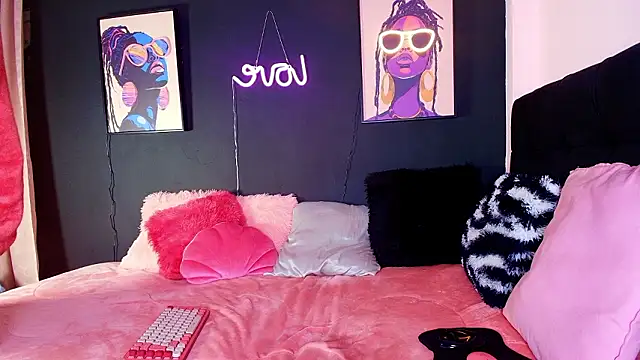 Angel_shiny live sex cam