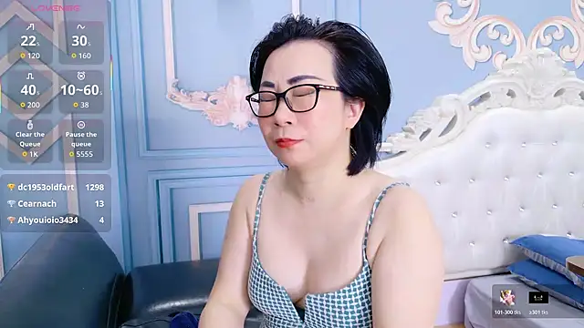 LucianaMe live sex cam