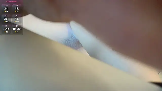 adoredora's cam snapshot