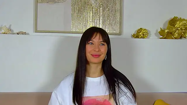 AlexandraBloom's cam snapshot