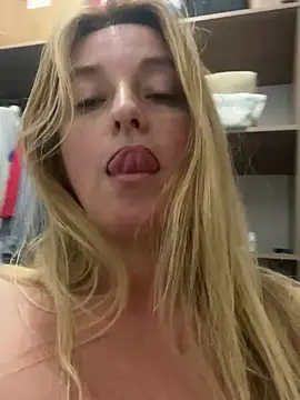 moniquerainx's cam snapshot