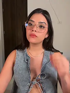 Sara-Evans live sex cam