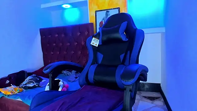 dolly_boob's cam snapshot