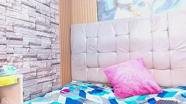 meliangels303av's cam snapshot