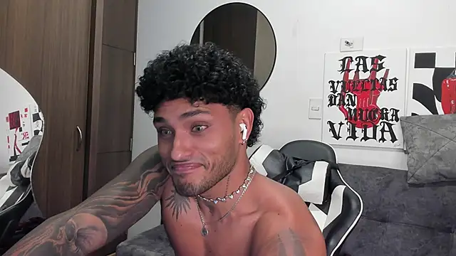 Alessandro_Vanni live sex cam