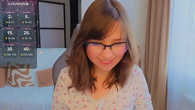 Lina_Brownie's cam snapshot