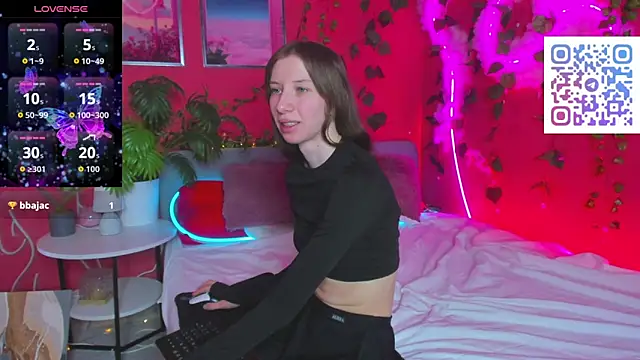 Lisbeth__Salander's cam snapshot