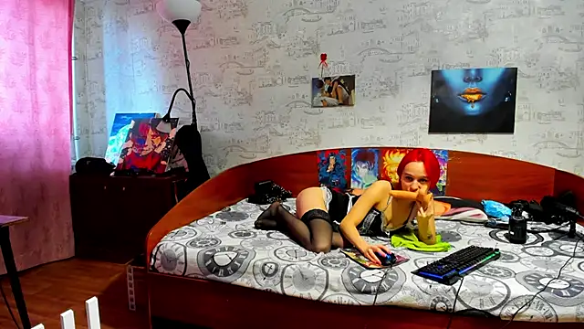 KagamiTayga's cam snapshot