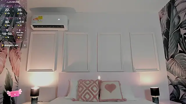 Aprillbrunette live sex cam