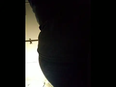 missthickness35_Pika's cam snapshot