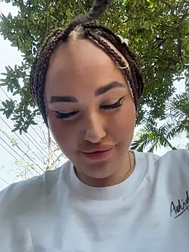 KiraSunshine live sex cam