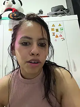 CarolinaRaven's cam snapshot