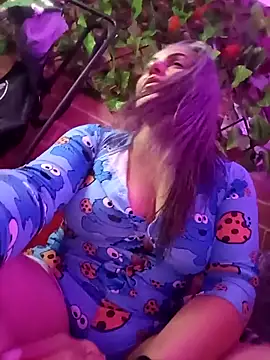 maynor_1998's cam snapshot