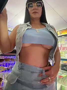 Hot_beauty__'s cam snapshot