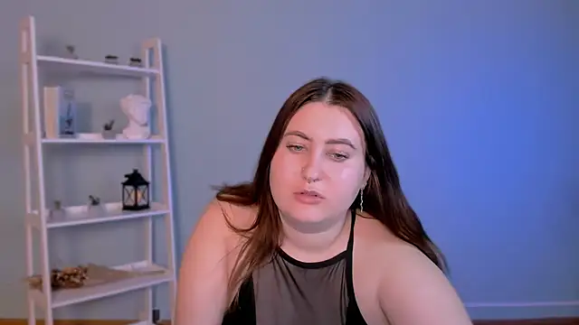 aiva_velvet's cam snapshot