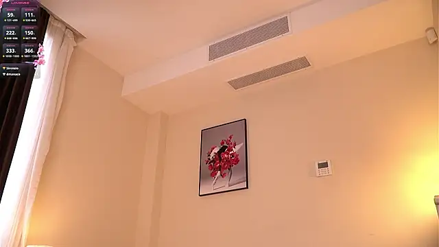 GenevieveBuden's cam snapshot