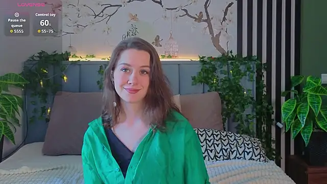 SkyHelen's cam snapshot