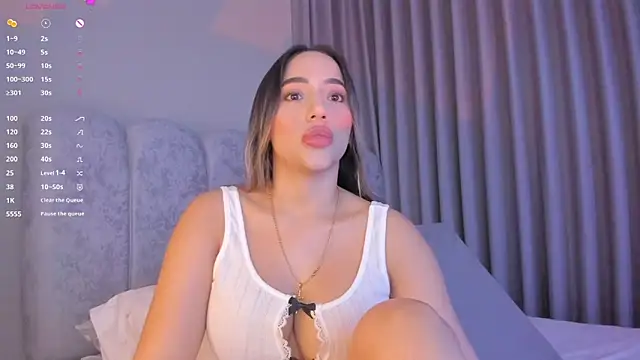 ashlyestone live sex cam