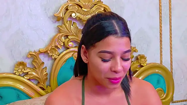 TiaraRosse's cam snapshot