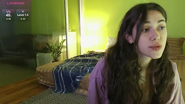 sadetuiningaa's cam snapshot