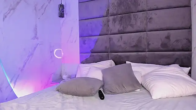 Nelly_Kimm's cam snapshot