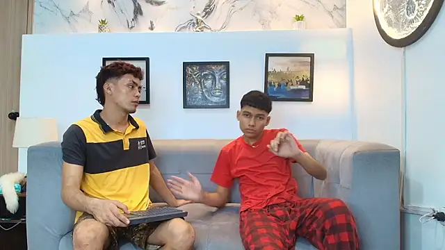 AVENGER_BOYS2026 live sex cam