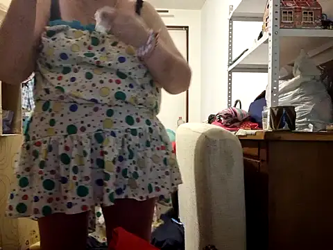 Samantha_Squirt@xh live sex cam