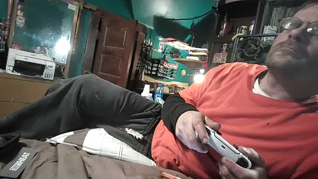 charactrzero's cam snapshot