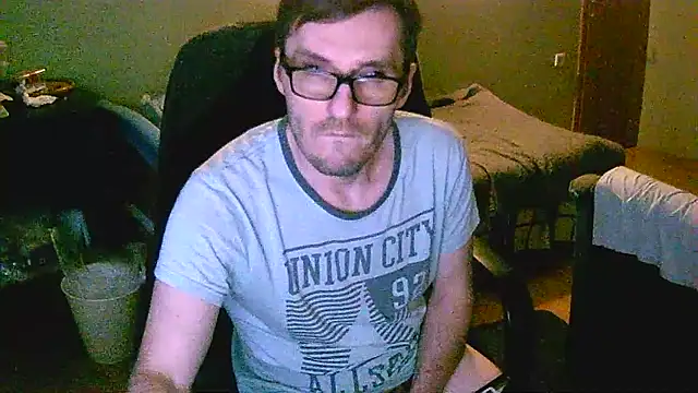 dado-hot12's cam snapshot