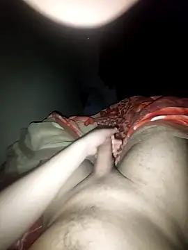 ch___ro69's cam snapshot