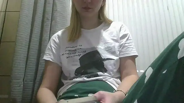 dirty_sasha00's cam snapshot