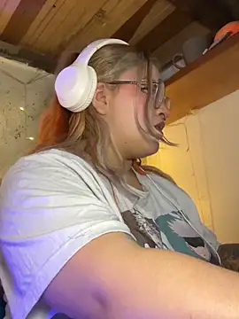 Sophia_Weest99's cam snapshot