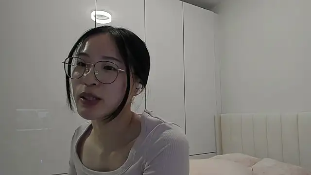 secretgirlfriendxo's cam snapshot