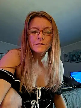 skyeb0787's cam snapshot