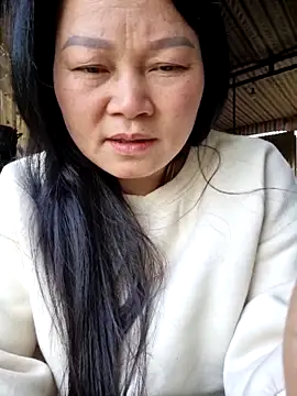 yoowwmr's cam snapshot