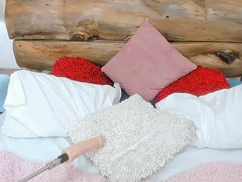 Vunnie_honeie's cam snapshot