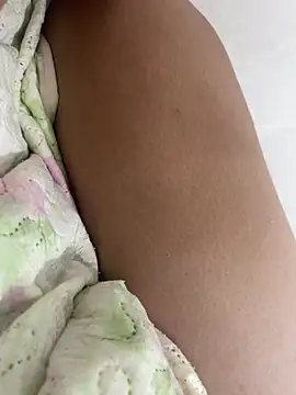 teubrinquedinho's cam snapshot