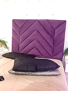 Meeganfoox's cam snapshot