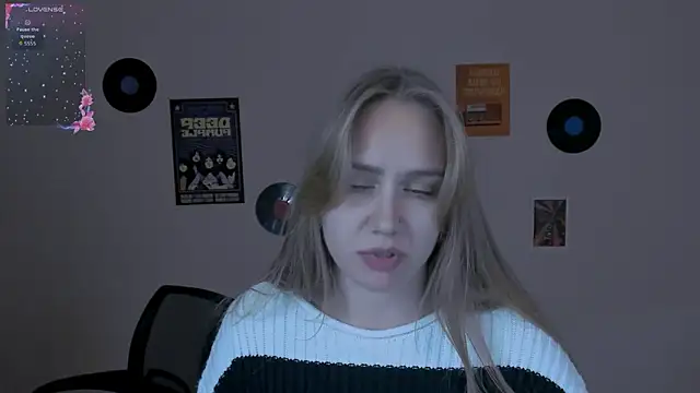 naya_dream's cam snapshot