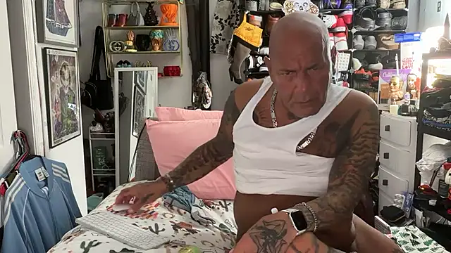 lovetatts64 live sex cam