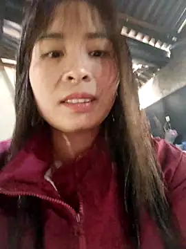 Squirrel-Pear's cam snapshot