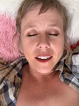 goodgirlbabydoll's cam snapshot