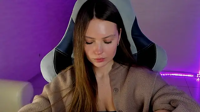 yourArya's cam snapshot