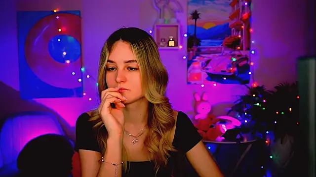 DeboraLarson's cam snapshot