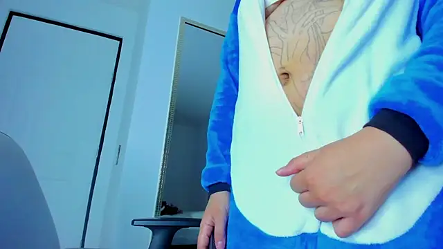 Kitty_ravee's cam snapshot