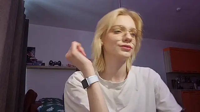 AuraNevera live sex cam