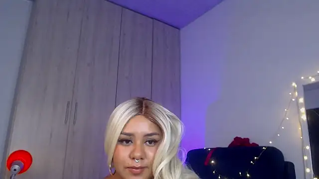 Spixy_'s cam snapshot