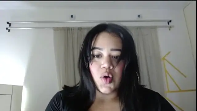 oliviia_cute's cam snapshot