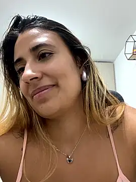 Megumi_Ivanov's cam snapshot